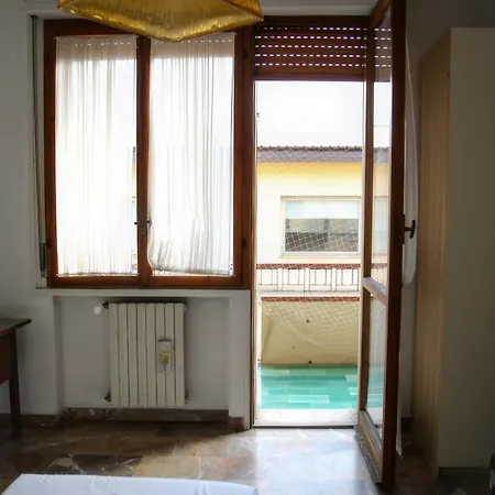 Quaint 2-Br Outside Ztl Apartment Florence Exterior photo