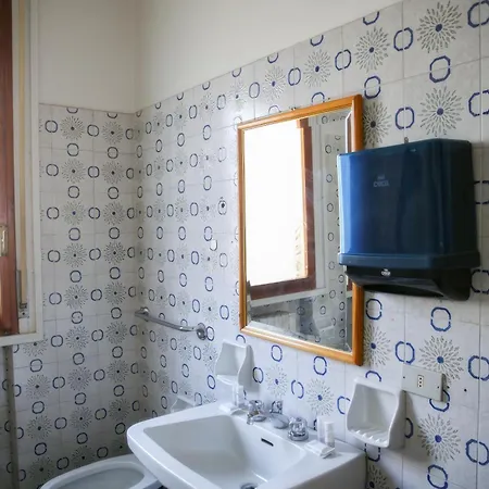 Quaint 2-Br Outside Ztl Apartment Florence Exterior photo